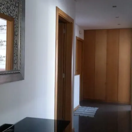Quarto Duplo Confort شقة